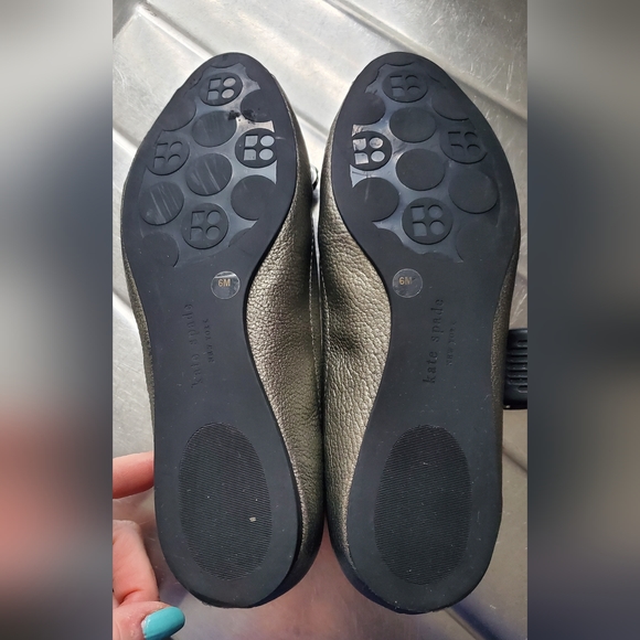 *final price* Kate Spade graphite metalic Buffalo Filipa flats open toe sz 6 - Picture 6 of 6
